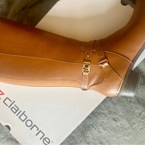 NEW!!!!Women's Liz Claiborne Tenny Flat Heel Riding Boots - Luggage - NEVER WORN
